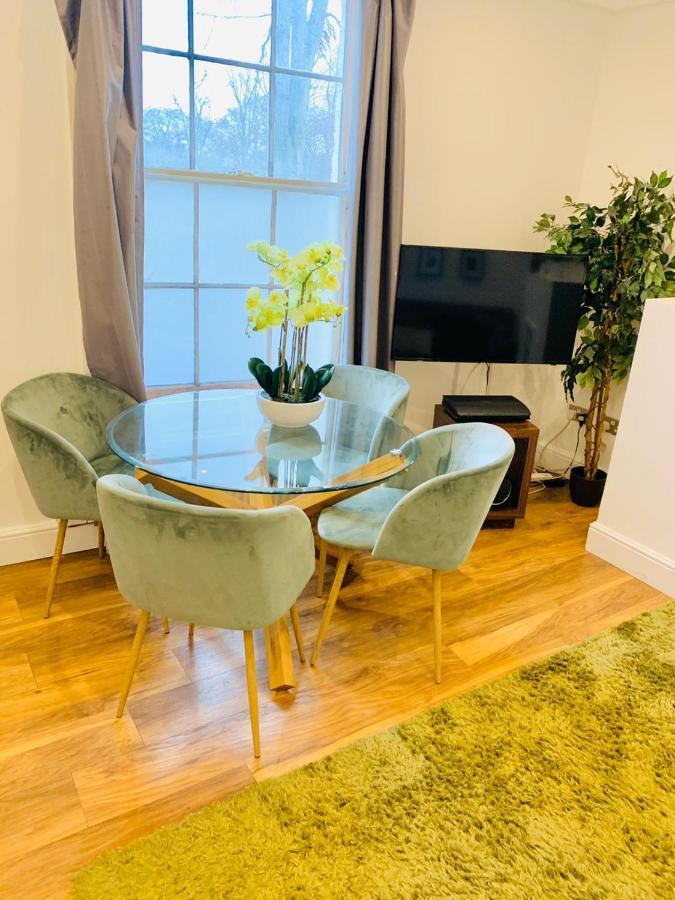 Emmanuel Block - Cambridge City Centre By Koala & Tree Short Lets & Serviced Accommodation CBG Exteriör bild