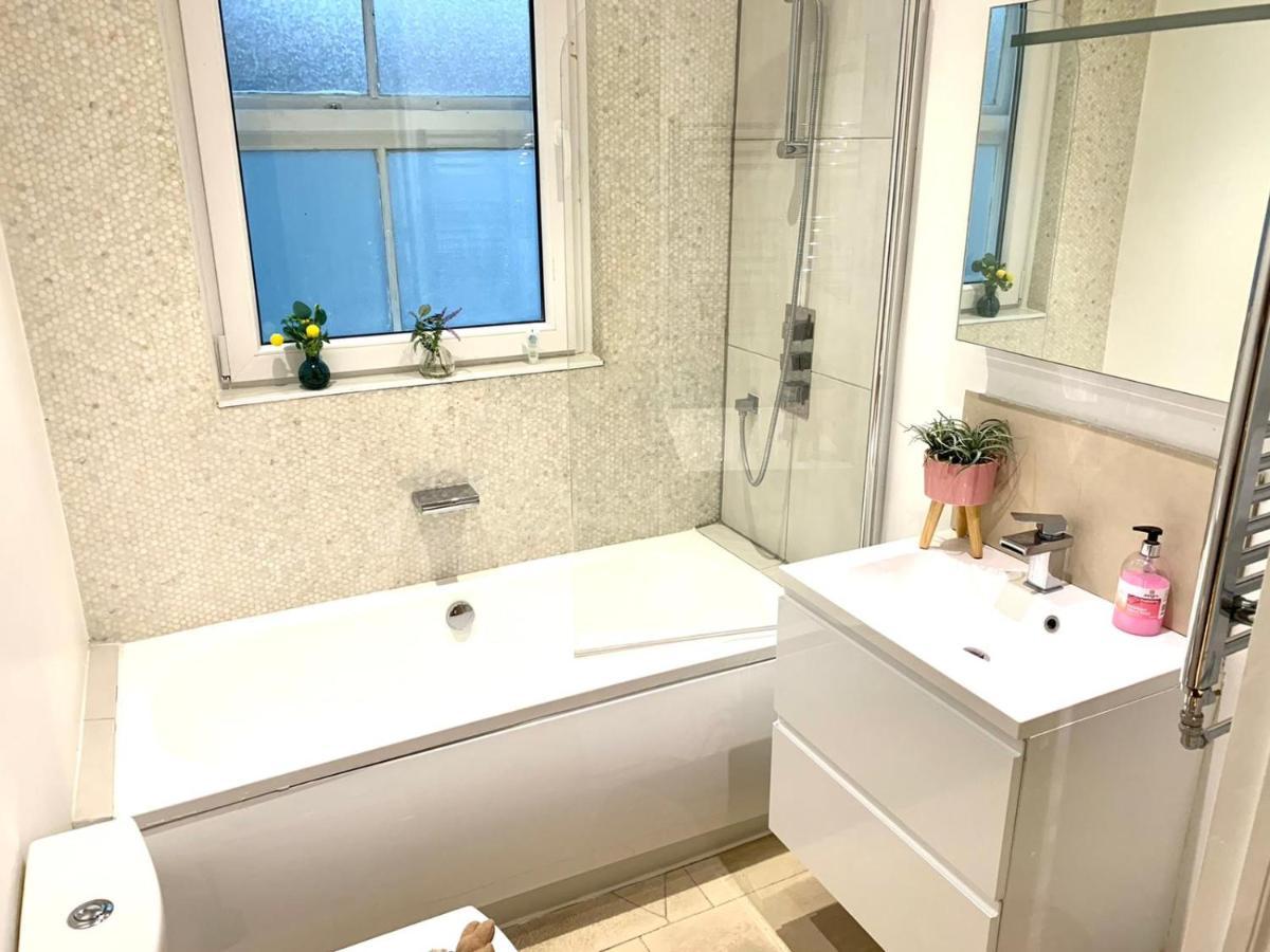 Emmanuel Block - Cambridge City Centre By Koala & Tree Short Lets & Serviced Accommodation CBG Exteriör bild