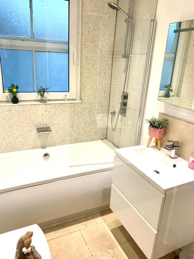Emmanuel Block - Cambridge City Centre By Koala & Tree Short Lets & Serviced Accommodation CBG Exteriör bild